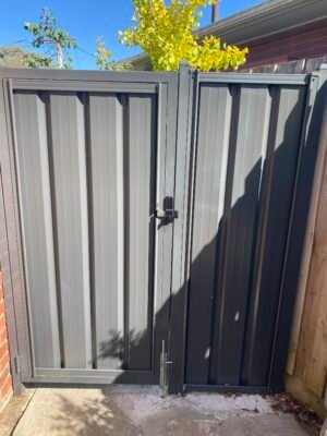 Colorbond Gate - Image 2
