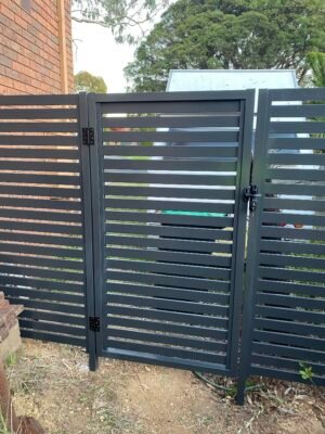 Aluminum Slats Gate Monument - Image 2