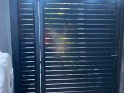 Aluminum Slats Gate Black