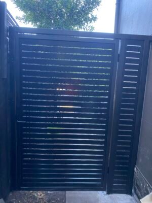 Aluminum Slats Gate - Image 2