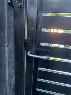 Aluminum Slats Gate - Image 3