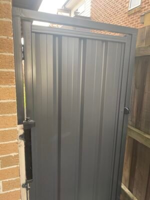 Colorbond Gate with crossbar frame